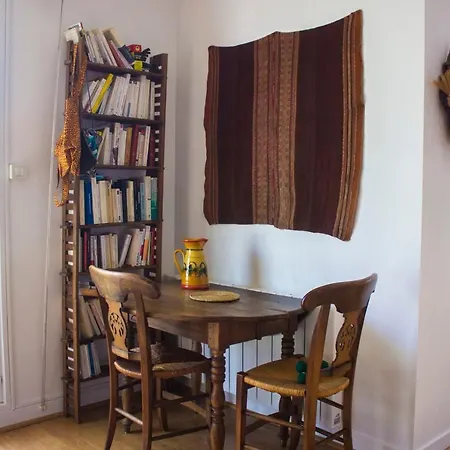 Apartment Near Paris *